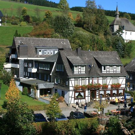 Hotel Hanses-Braeutigam Schmallenberg Bagian luar foto