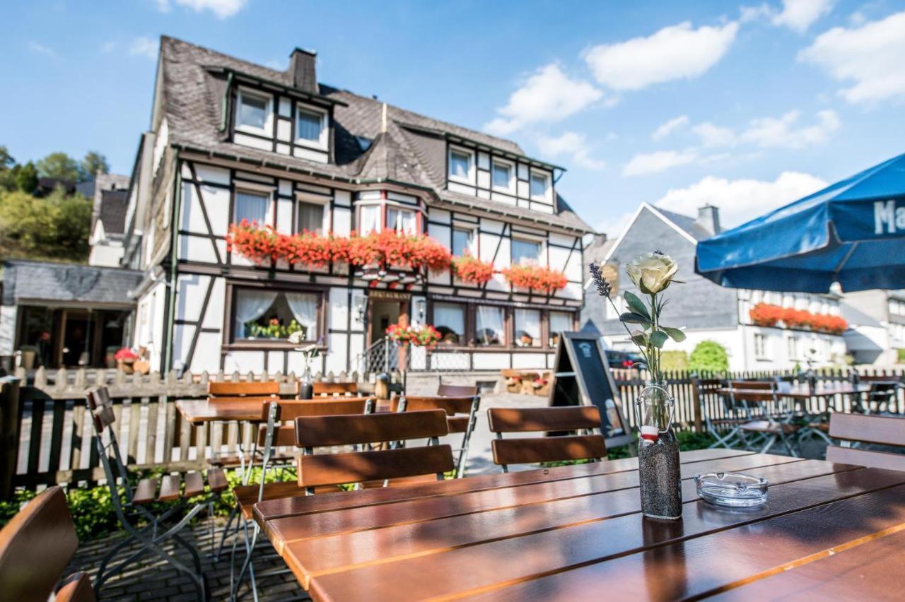 Hotel Hanses-Braeutigam Schmallenberg Bagian luar foto