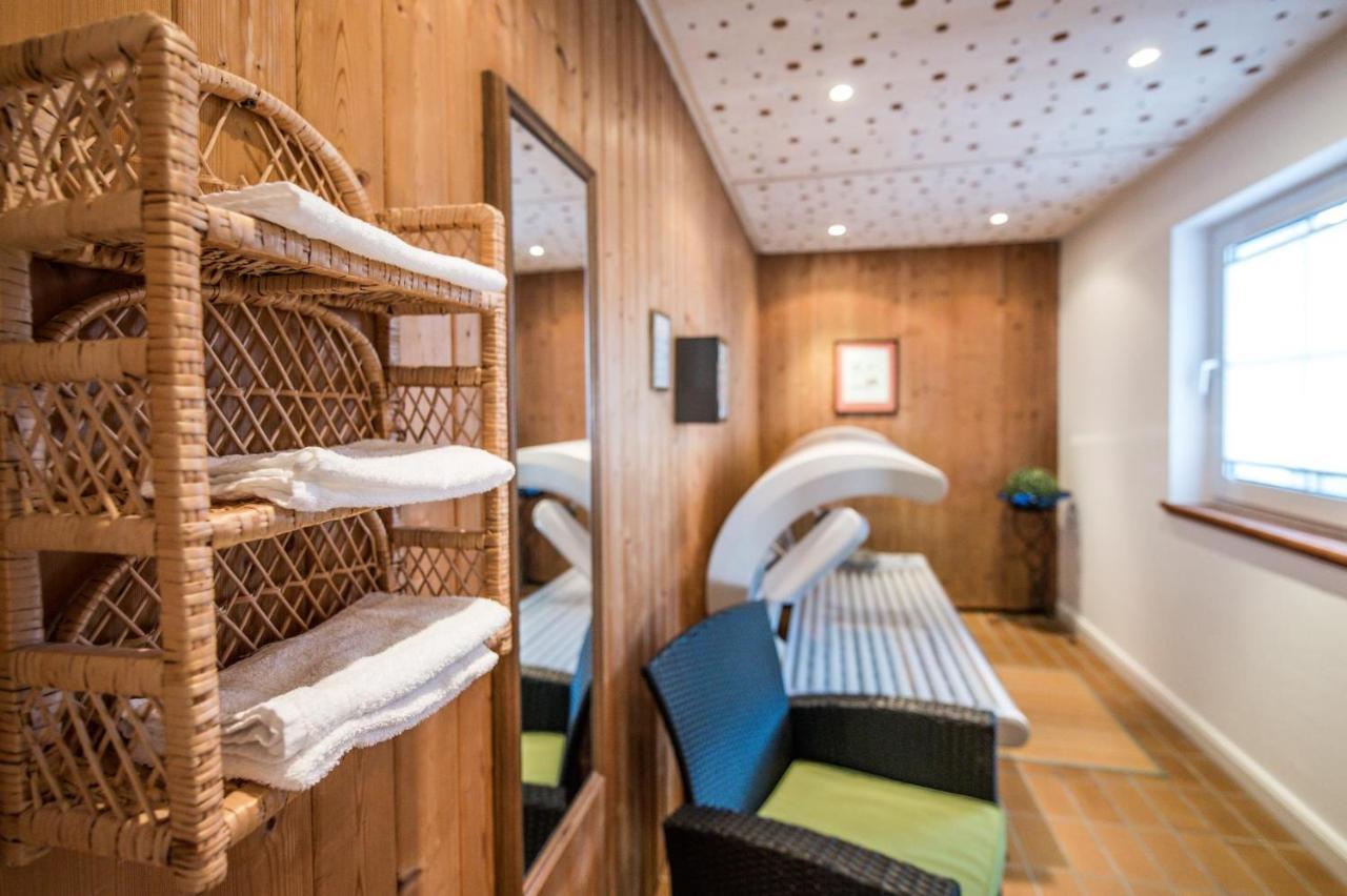 Hotel Hanses-Braeutigam Schmallenberg Bagian luar foto