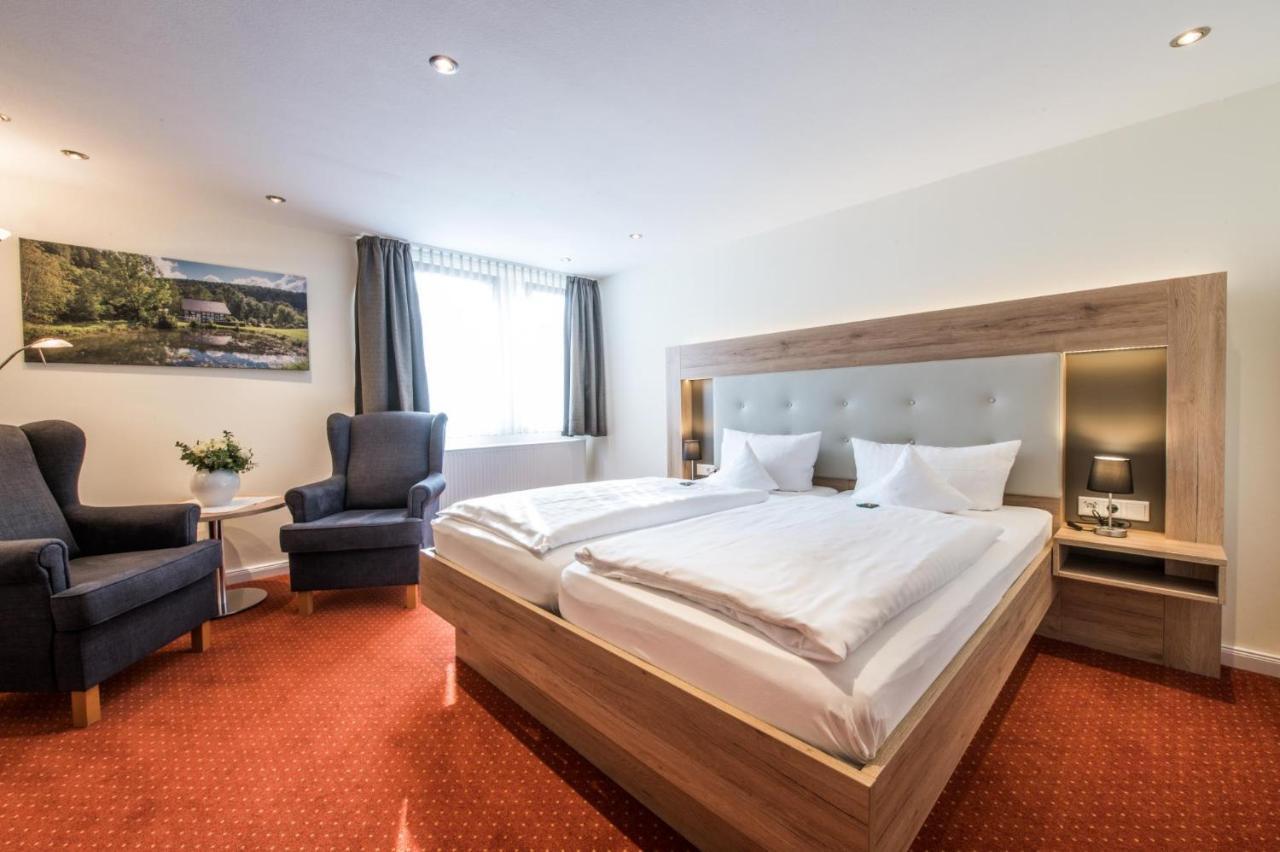 Hotel Hanses-Braeutigam Schmallenberg Bagian luar foto