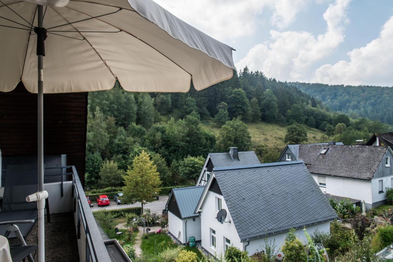 Hotel Hanses-Braeutigam Schmallenberg Bagian luar foto